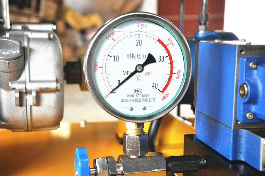 本田汽油機(jī)，野外作業(yè)機(jī)動(dòng)泵液壓站